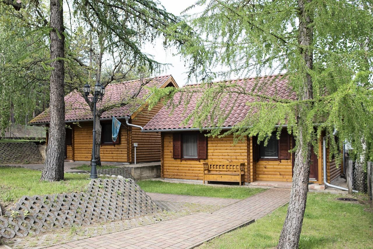 Paripa Csárda Acomodação com café da manhã Debrecen Exterior foto