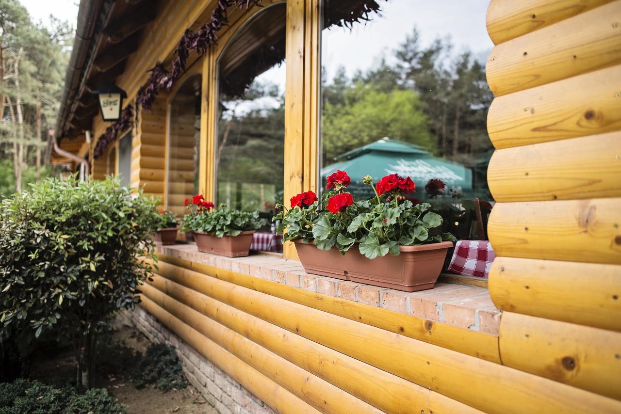 Paripa Csárda Acomodação com café da manhã Debrecen Exterior foto